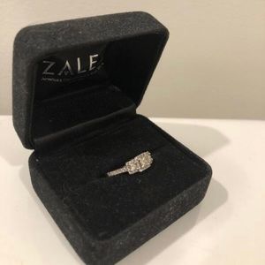 Diamond Engagement Ring